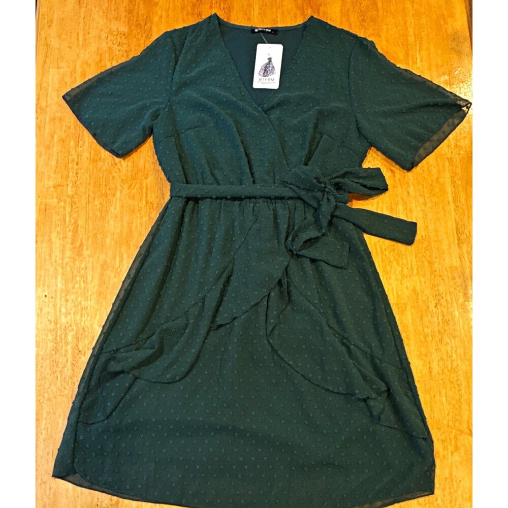 NWT Green Wrap Dress V-Neck Flutter Short Sleeve Belted Tie Short Size small